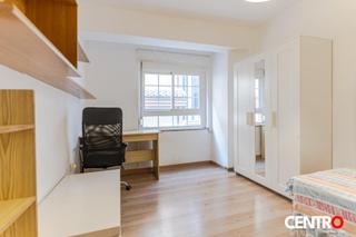 Appartement  Puentezuelas. Piso junto a puerta real de granada