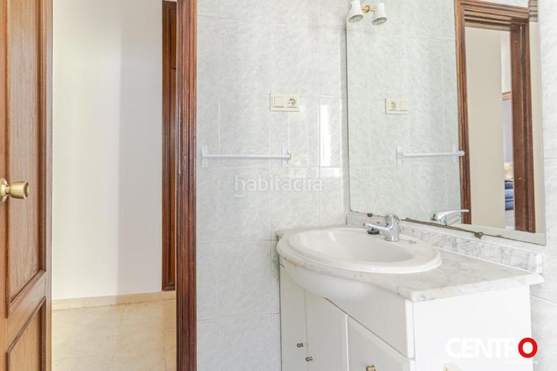 Foto f881fd61-d745-4149-8a27-5f5160a05d0d. Haus mit parking in San Matías - Realejo Granada