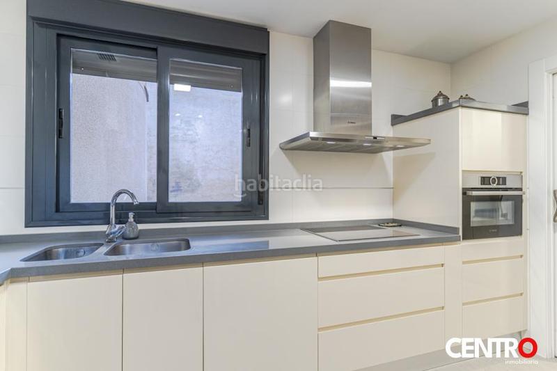 Foto 00323a0c-3736-4bb2-a18d-6d7390e3d9c6. Piso  de lujo en el centro en San Matías - Realejo Granada