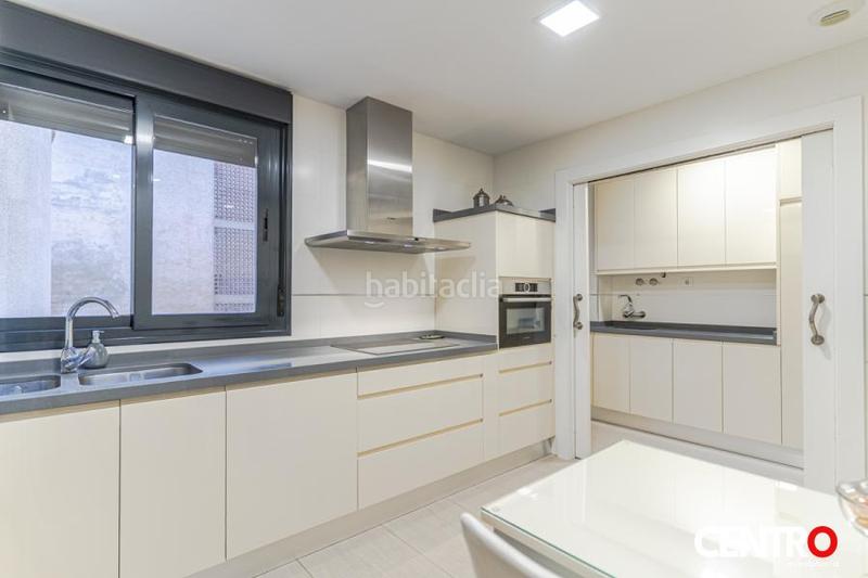 Foto 0223a778-7551-4311-a09d-fd4b86bf4c0a. Piso  de lujo en el centro en San Matías - Realejo Granada