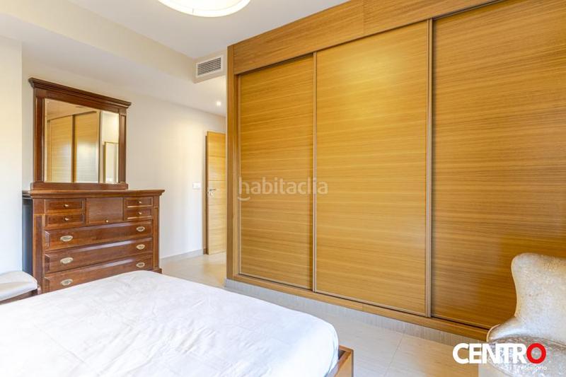 Foto 69ba73da-aeb3-424d-a0b8-e1191191db69. Piso  de lujo en el centro en San Matías - Realejo Granada