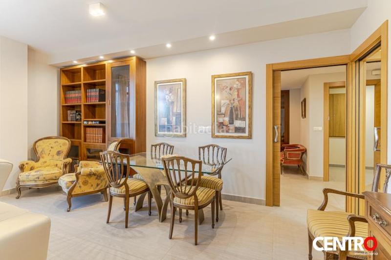 Foto 6d562a47-03ef-40cb-9616-d216633b87cb. Piso  de lujo en el centro en San Matías - Realejo Granada