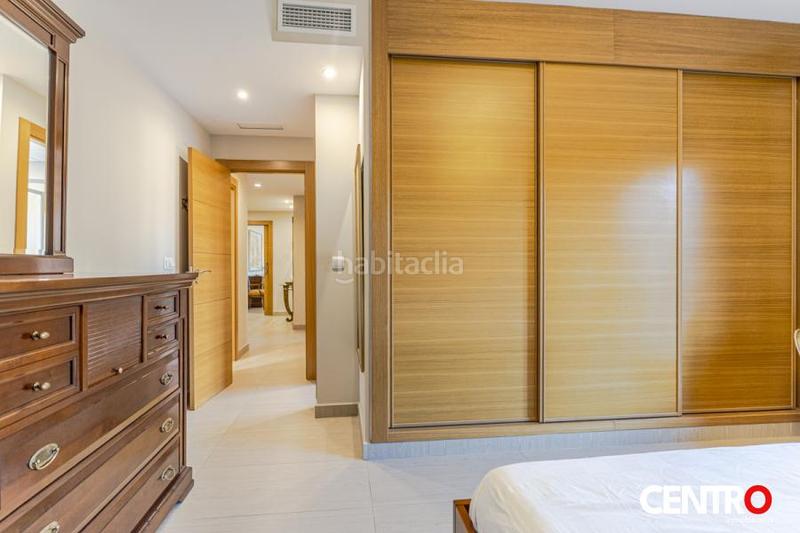 Foto 777299ec-bec2-4a8f-9378-b4e8d2cc3a9d. Piso  de lujo en el centro en San Matías - Realejo Granada