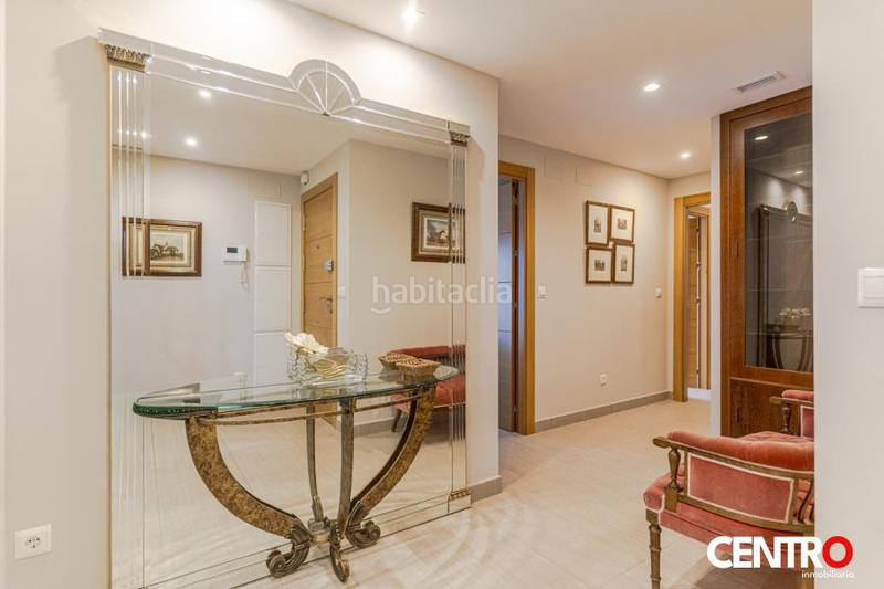 Foto 9dd0c1cc-efb8-4a51-aec6-37ac93f5a178. Piso  de lujo en el centro en San Matías - Realejo Granada