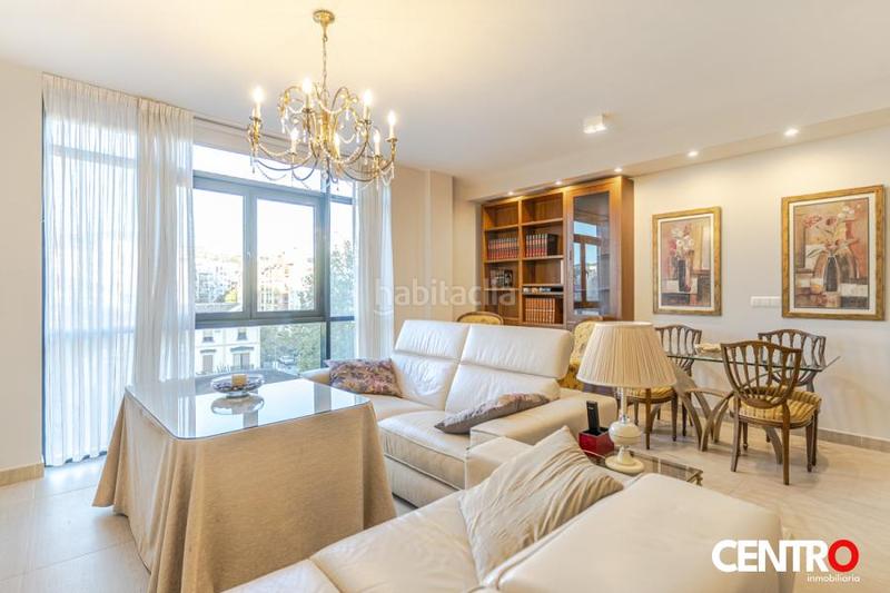 Foto be5f181e-57ec-4e5c-8474-8e6069b97af4. Piso  de lujo en el centro en San Matías - Realejo Granada