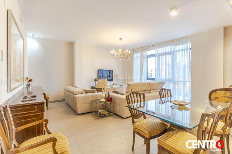 Foto eca5e7f5-95c5-4277-a1da-36a59555ff06. Piso  de lujo en el centro en San Matías - Realejo Granada