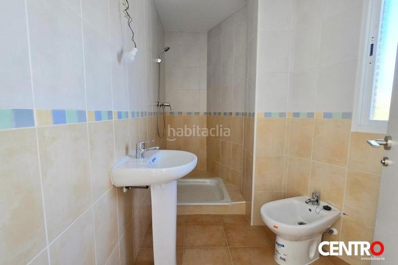 Foto 513d80d1-0f5f-42ae-ae92-8e66b2b24a40. Xalet amb aparcament a Jun