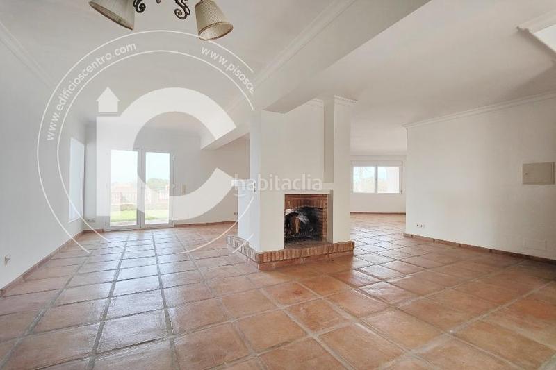 Foto 1ce39eee-0c32-4a9a-9b79-f2aae6f1ef58. Chalet con parcheggio piscina in Punta La Mona Almuñécar