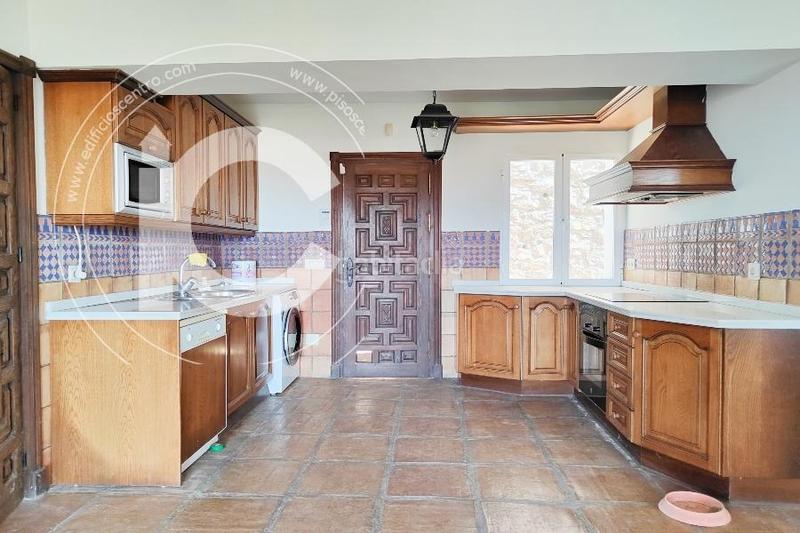 Foto 72073f34-4e4e-400e-867b-beca77d53153. Chalet con parcheggio piscina in Punta La Mona Almuñécar