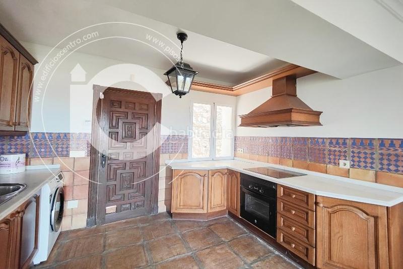 Foto 8d11cc7f-2675-420b-9547-450d635a5645. Chalet con parcheggio piscina in Punta La Mona Almuñécar