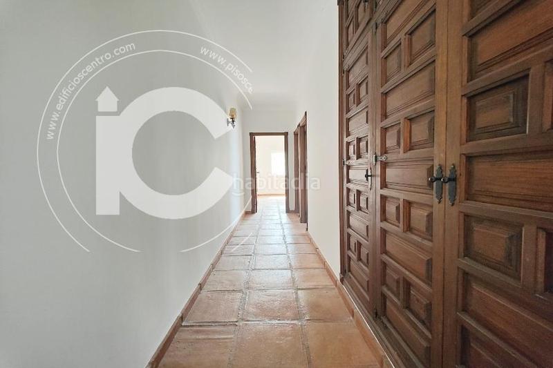 Foto 9b09f27d-919b-4464-8e35-51f5695db735. Chalet con parcheggio piscina in Punta La Mona Almuñécar