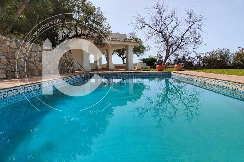 Foto b25a4a60-6bc1-4e9a-b3c6-7637abe4d0d8. Chalet con parcheggio piscina in Punta La Mona Almuñécar