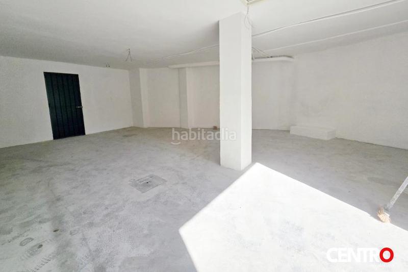 Foto 7c31ce4e-e917-48ce-9755-c9d064e65645. Chalet  pareado en Jun