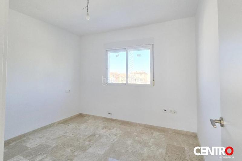 Foto a277f199-ad08-4f5d-b9ff-a3f5a6952a53. Chalet  pareado en Jun