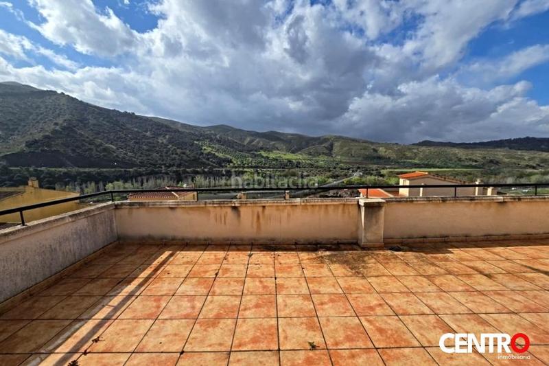 Foto 03053beb-61d2-4628-b610-e72dc11b5778. Penthouse with parking pool in Cenes de la Vega