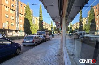 Locale commerciale in camino de ronda