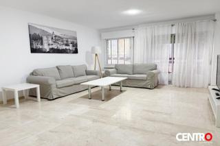 Miete Etagenwohnung  Cruz. Piso de alquiler junto a recogidas granada