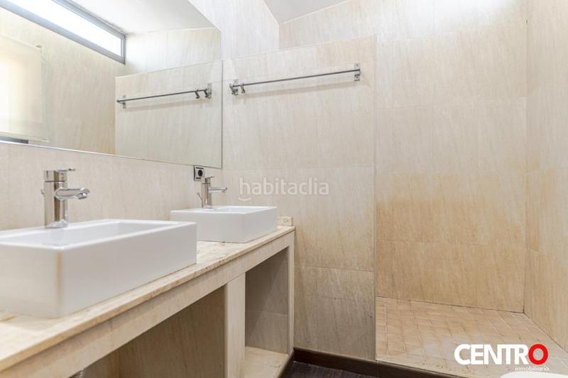 Foto 16436aa9-c9d0-4a2a-a657-759767925e17. Chalet avec parking piscine dans Barrio de la Vega Monachil