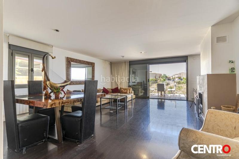 Foto 221413be-16ed-4ab6-b87d-812c7fb8db54. Chalet avec parking piscine dans Barrio de la Vega Monachil