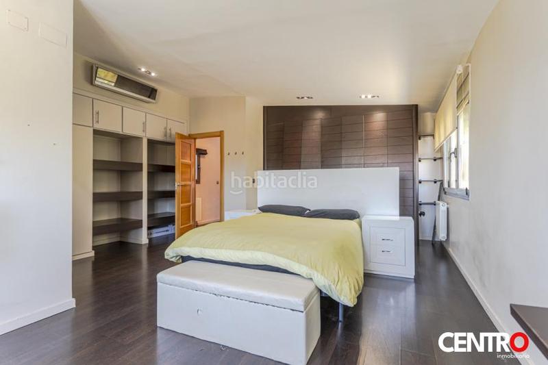 Foto 6c49fadd-3570-431f-8bb1-d4f393f863c7. Chalet avec parking piscine dans Barrio de la Vega Monachil