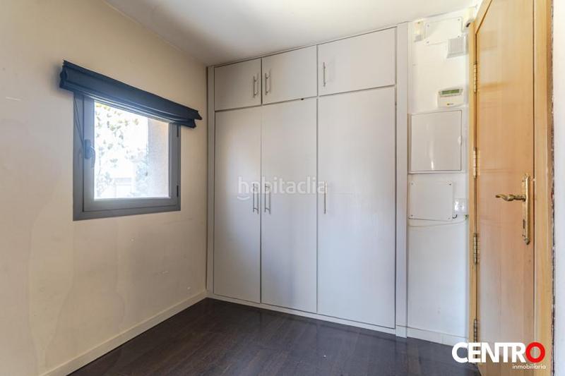 Foto 87652143-baaf-4a55-955f-c7c363d464e4. Chalet avec parking piscine dans Barrio de la Vega Monachil