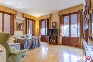 Pis  Salamanca. Piso en  bibarrambla granada centro