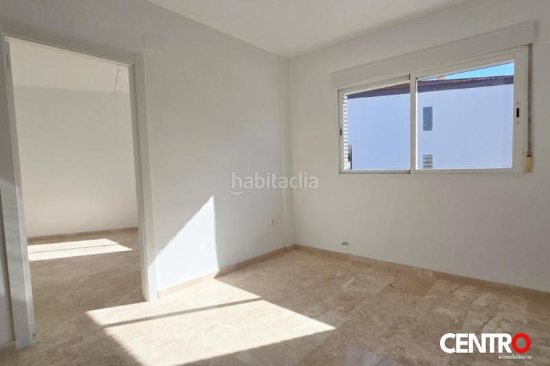 Foto 59258c3d-0d87-4bfc-94df-3fbd704e118c. Chalet  pareado en Jun