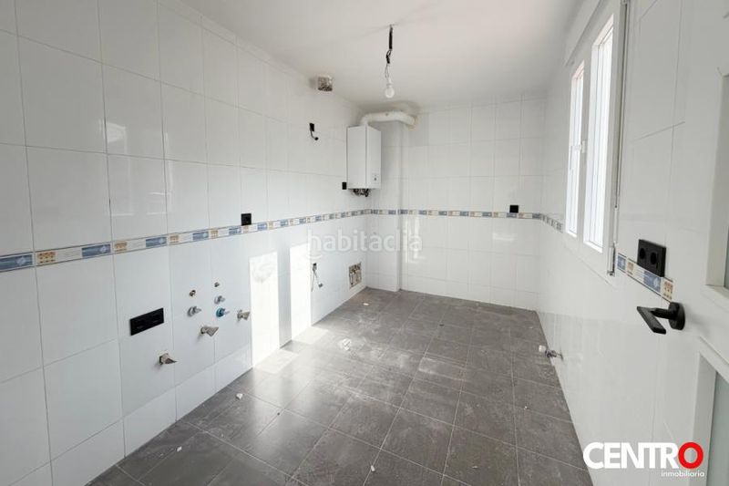 Foto e1bc0014-a3cc-4d6e-9bf0-56548523d9c5. Pis amb calefacció aparcament a Poniente Armilla