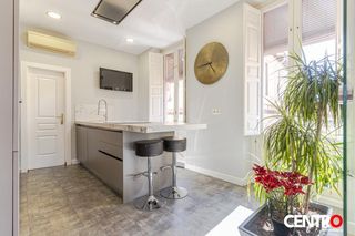 Pis  Príncipe. Piso de lujo junto al ayuntamiento de granada