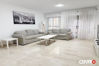 Lloguer Pis  Cruz. Piso de alquiler junto a recogidas granada