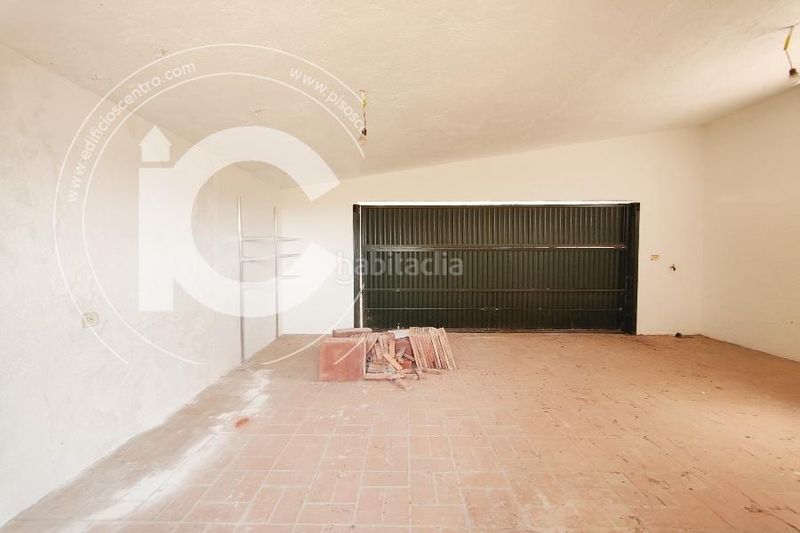 Foto 0f9b55dd-3d2b-4b88-987b-3d5d156e21b4. Xalet amb aparcament piscina a Punta La Mona Almuñécar