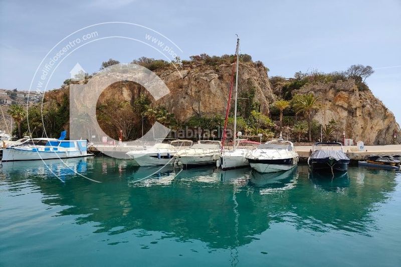 Foto 65f90146-19a7-4f23-9880-c5848ec2a1b6. Xalet amb aparcament piscina a Punta La Mona Almuñécar