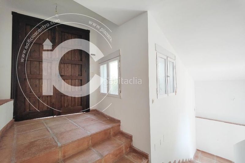 Foto b731920a-17e3-493c-8b58-65b975667b20. Xalet amb aparcament piscina a Punta La Mona Almuñécar