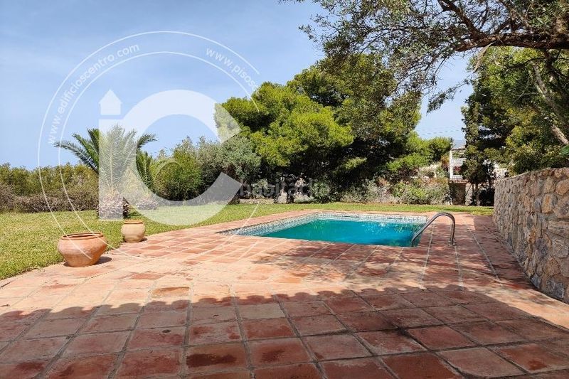 Foto fb370231-6045-434f-95d0-f91b84578c7b. Xalet amb aparcament piscina a Punta La Mona Almuñécar