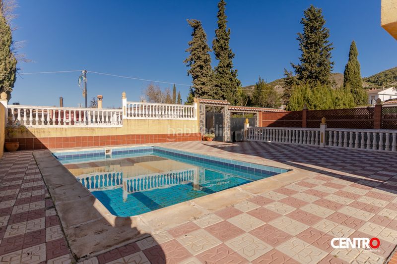 Foto 1a73877b-18a8-49cc-9b7a-0d4b5a2e2232. Xalet amb calefacció aparcament piscina a Padul