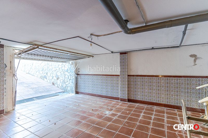 Foto f8b19aed-dbeb-4e0a-86f4-bfb60adab15d. Xalet amb calefacció aparcament piscina a Padul