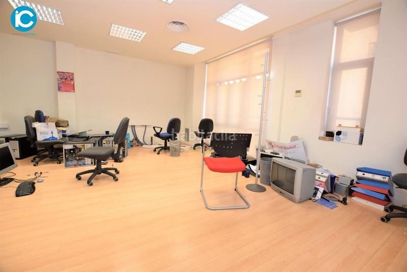 Foto 608148d0-347a-48be-919d-8c014e7f0e91. Edificio  centro en Centro - Sagrario Granada