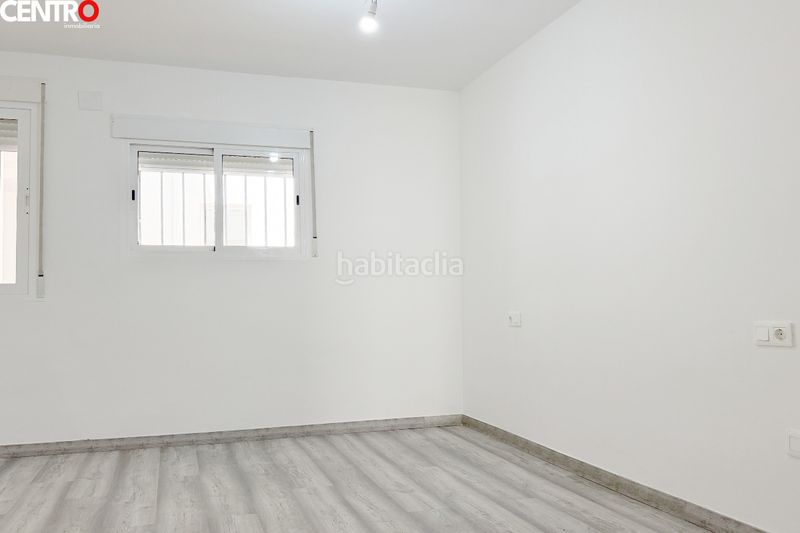Foto f687fc4f-c16c-4881-8d95-c894b23080b2. Pis a Ogíjares
