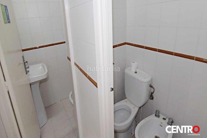 Foto 7e7f21bf-5da3-40a4-a6db-48ea4b3c9921. Edifici a San Matías - Realejo Granada