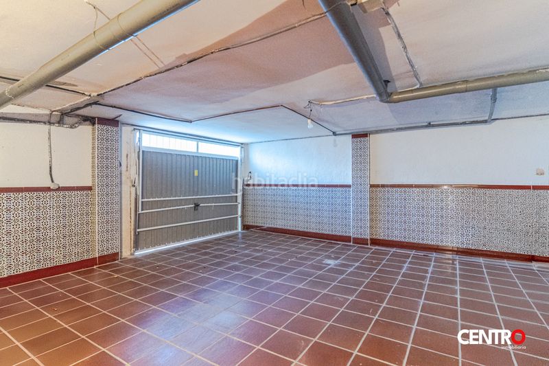 Foto 558d1817-59e8-40ce-b567-a634427e204a. Xalet amb calefacció aparcament piscina a Padul