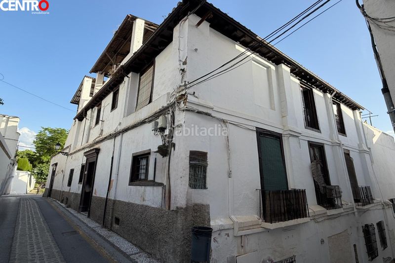 Foto b2a960b9-280f-48f2-9b83-468e2a2aaf91. Edificio  en realejo en San Matías - Realejo Granada