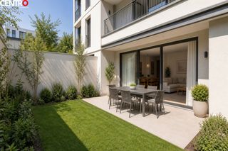 Flat  Écija. Piso con jardín propio