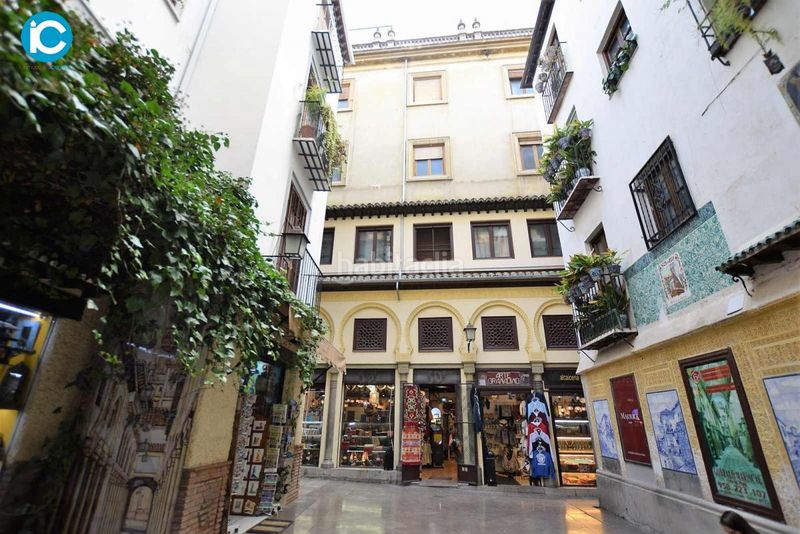Foto d537773f-52c5-4a17-8c01-abda7a4eba70. Edifici a Centro - Sagrario Granada