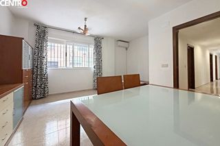 Etagenwohnung  Moral. Piso en ogíjares