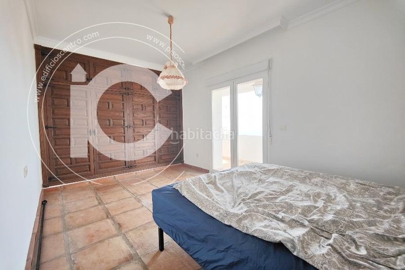 Foto f187ca64-e09a-4000-912b-53913e5913e5. Xalet amb aparcament piscina a Punta La Mona Almuñécar