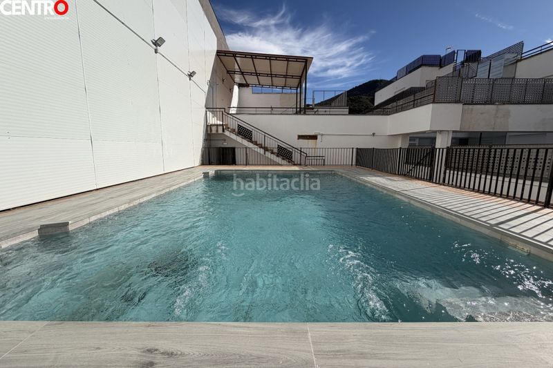 Foto 465873ad-a496-4994-b8c2-2ab1c3f5961e. Pis amb calefacció aparcament piscina a Altos de la Zubia Zubia (La)