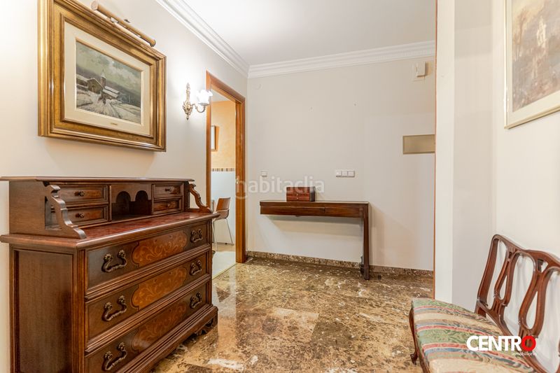 Foto d93b63c3-f56f-4d81-b016-143d3a680875. Pis amb calefacció aparcament a Barrio de Zaidín Granada