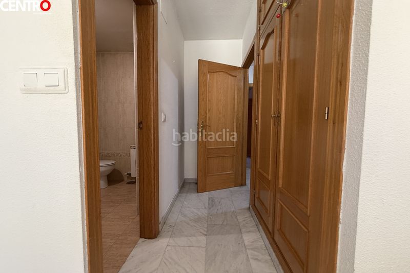 Foto 055945f6-cdcd-4f1a-9975-7f0af36a83b7. Pis amb calefacció aparcament piscina a Cerrillo de Maracena - Periodistas Granada