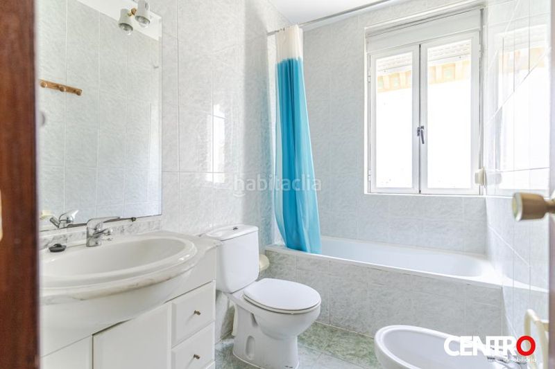 Foto 1ad02022-83b3-4307-9d50-384d8bb1e463. Casa amb aparcament a San Matías - Realejo Granada