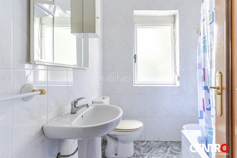 Foto 402f106b-12fe-4d76-876b-8b2fd36000c5. Casa amb aparcament a San Matías - Realejo Granada